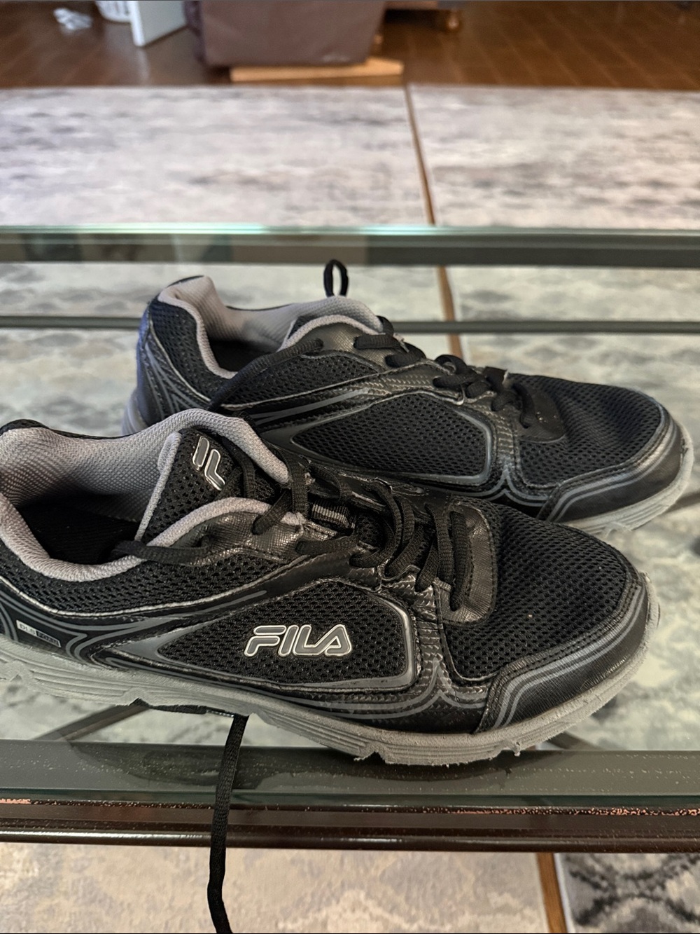 Fila Men's Black and Gray Athletic Sneakers